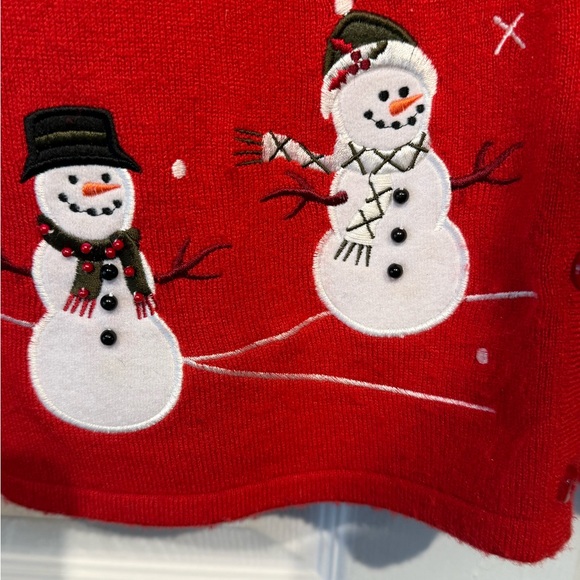 Wish for Joy cardigan sweater size.with snowmen on it.
Christmas Red Size Med - Picture 2 of 6